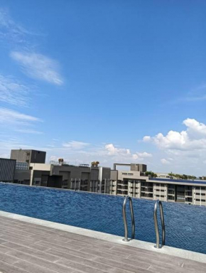 D-29-08 / Youth City / Nilai / Infinity pool